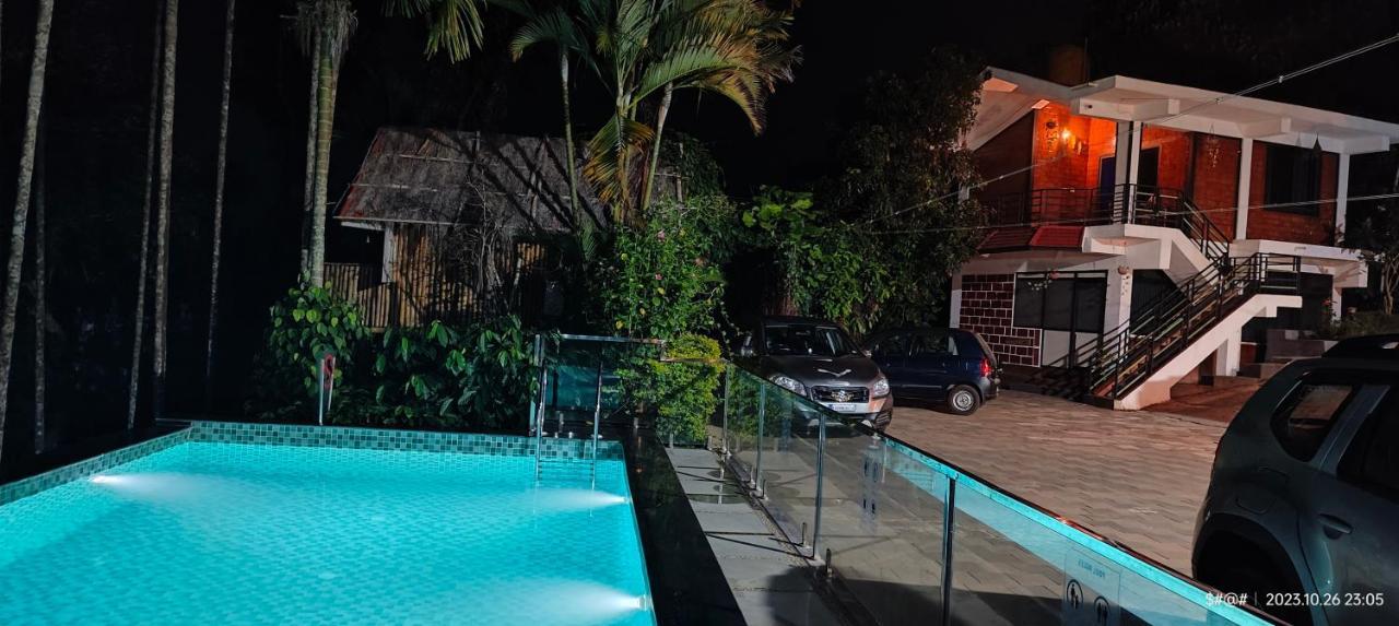 The Pool Villa Coorg マディケーリ エクステリア 写真