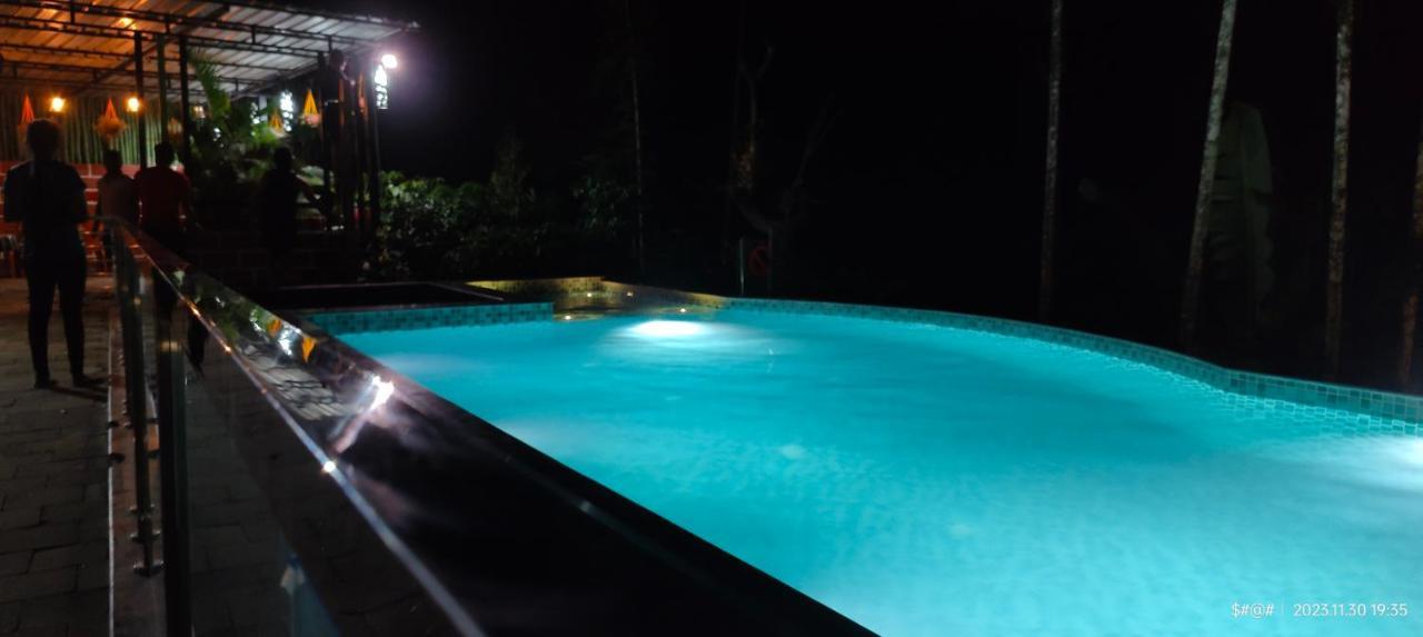 The Pool Villa Coorg マディケーリ エクステリア 写真